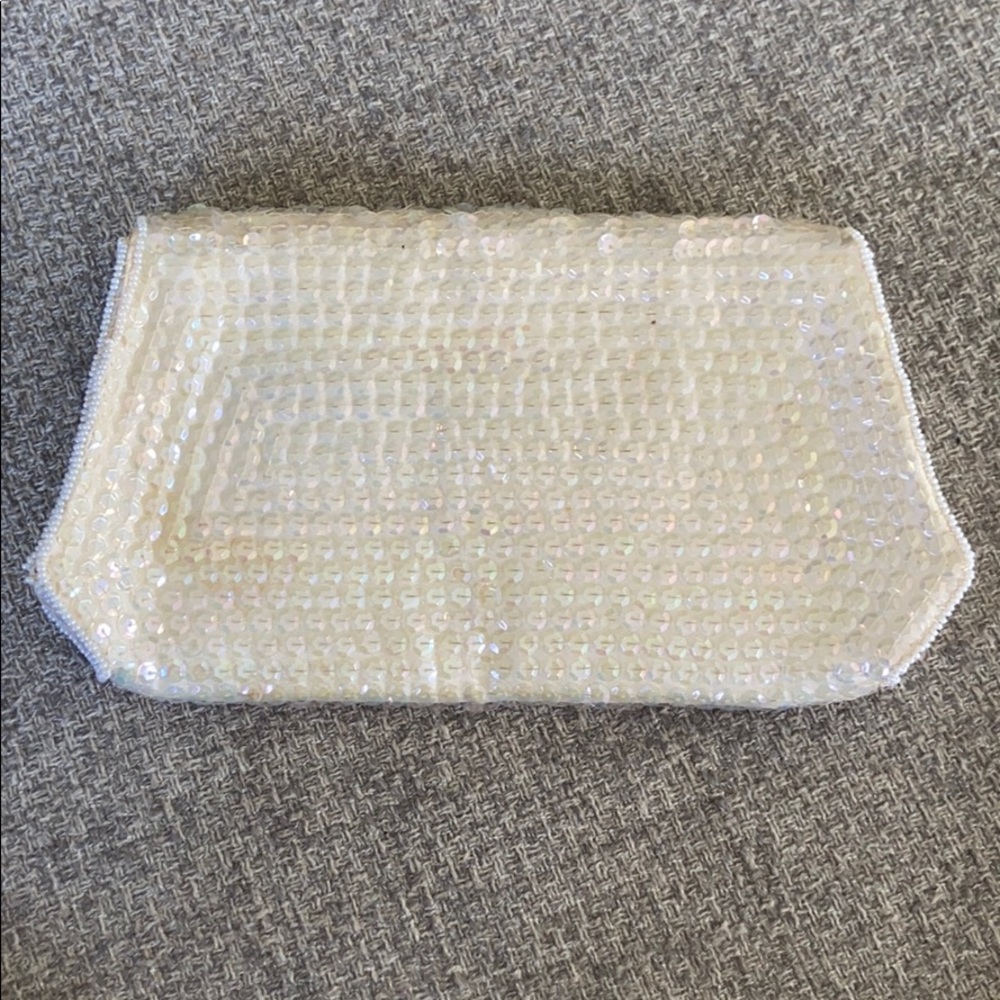 EUC Beaded Cream Clutch - Picture 2 of 5